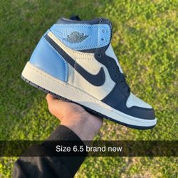 Jordan 1 Obsidian Size 6.5