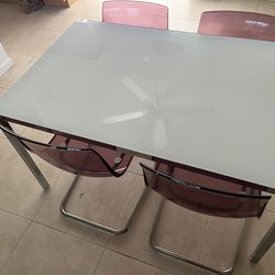 Kitchen dining table