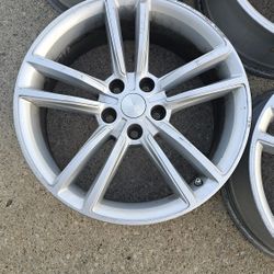 19" Tesla Model S 2012-17 Factory OEM Wheel Rim 98910