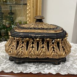 Beautiful Rococo Style Black Gold Antique Carved Wood Dresser Box🌷