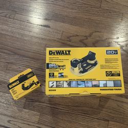 Dewalt Grabo 265lb lifter + 20v lithium battery