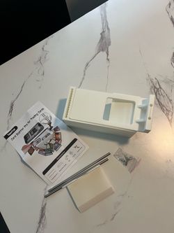 Card scanner stand for mana box