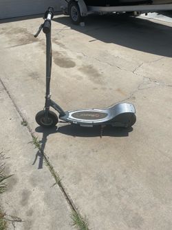 Razor electric scooter