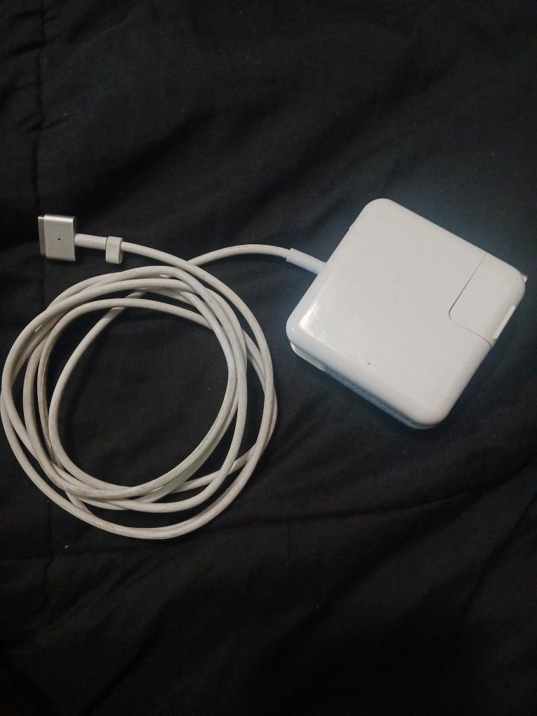 MacBook Air Charger