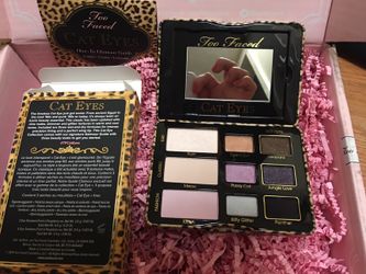 Too Faced cat eye eyeshadow palette