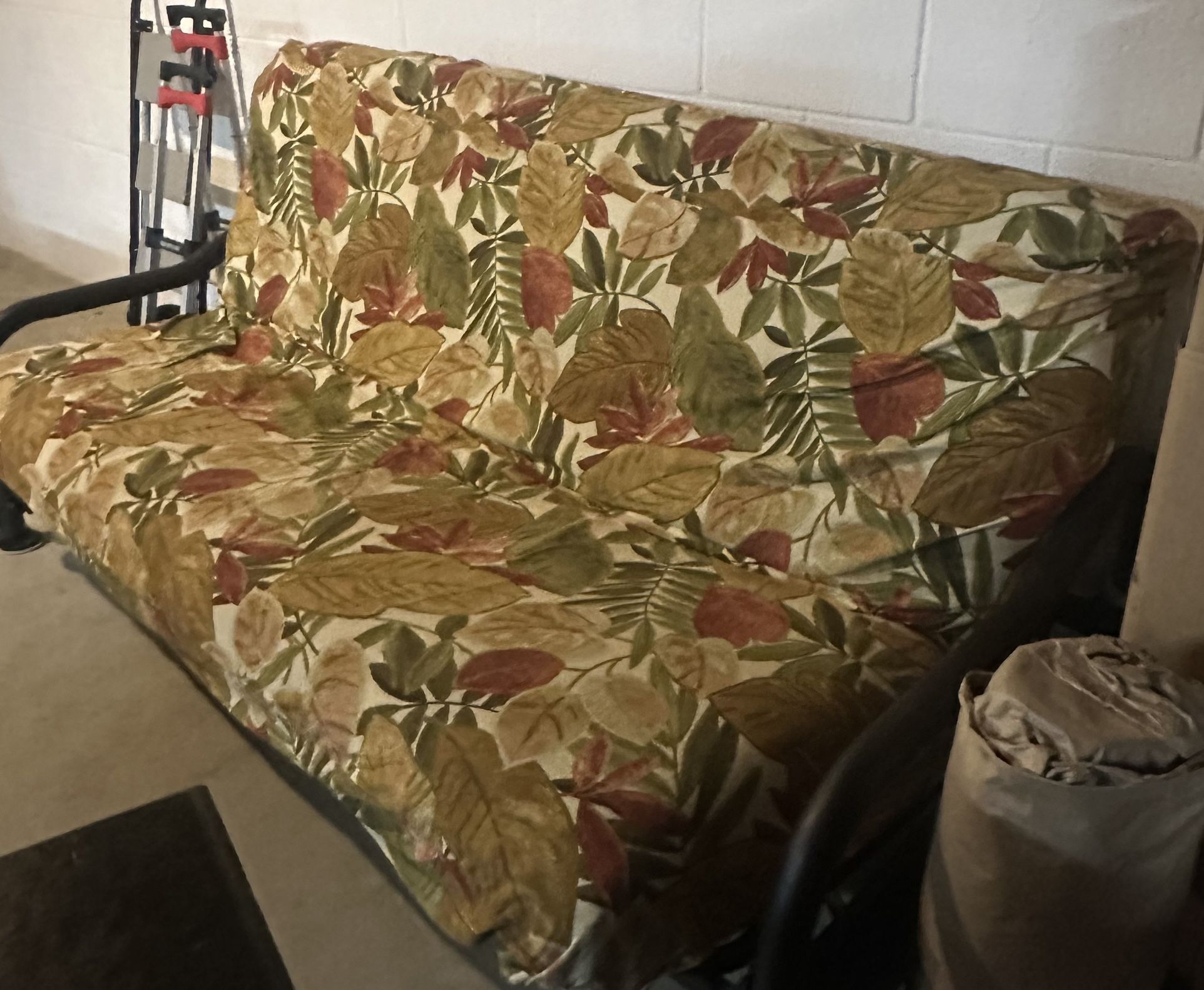 Fouton Couch With Sealy Mattress