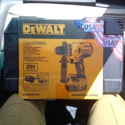 DeWalt Hammer Drill Kit