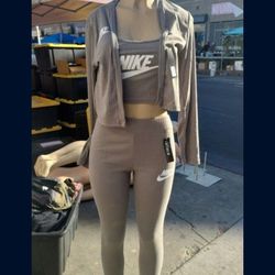 Nike sets