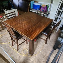 4 Chair Dining Set