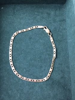 18kt 8 inch Bracelet