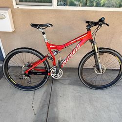 Specialized stumpjumper expert dual suspension mountain bike
