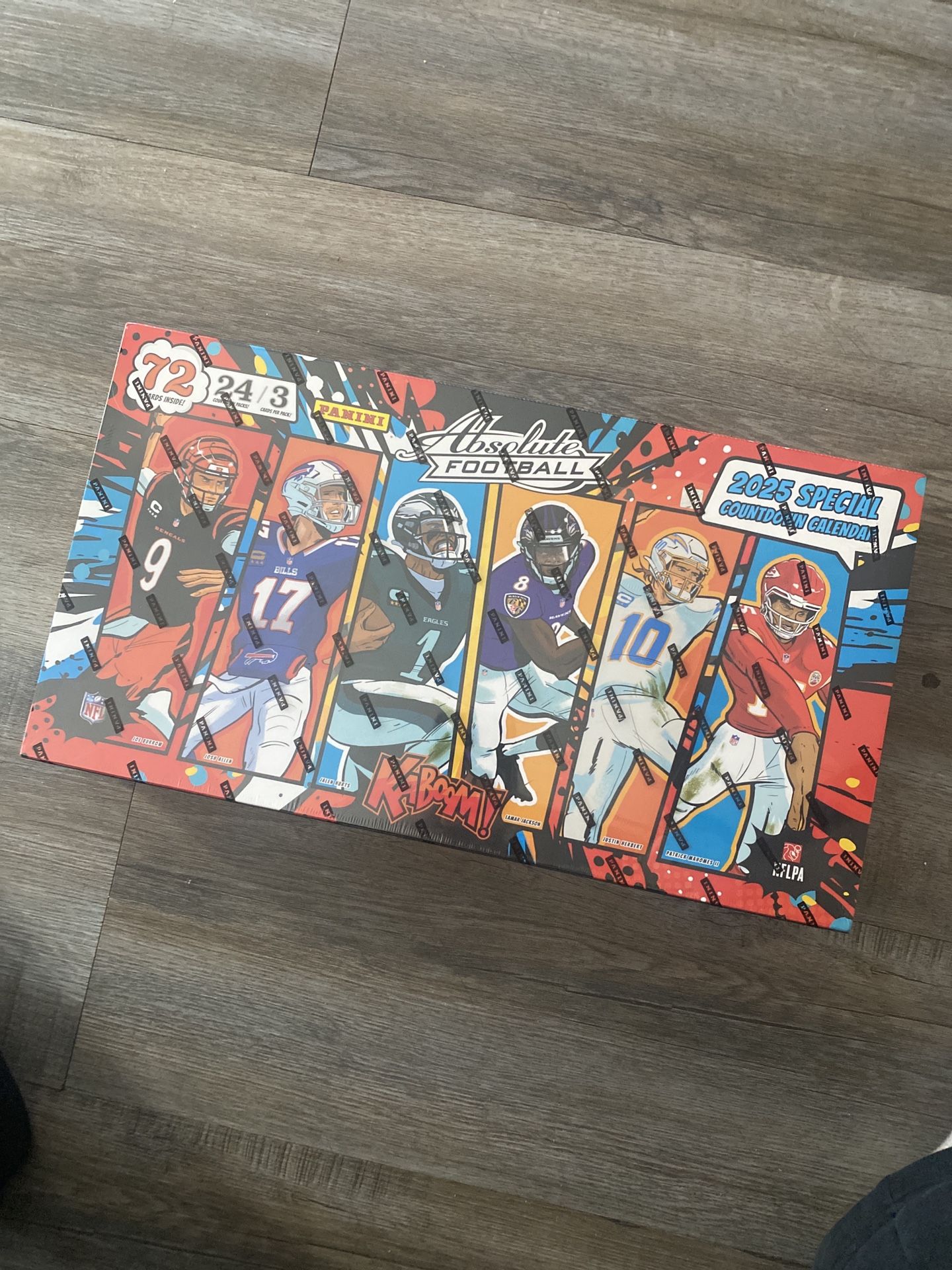 Sealed 2025 Panini Absolute Football Special Countdown Calendar – NFL Trading Cards