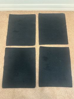 Set of 4 Black Kitchen Table Placemats – Ribbed Design