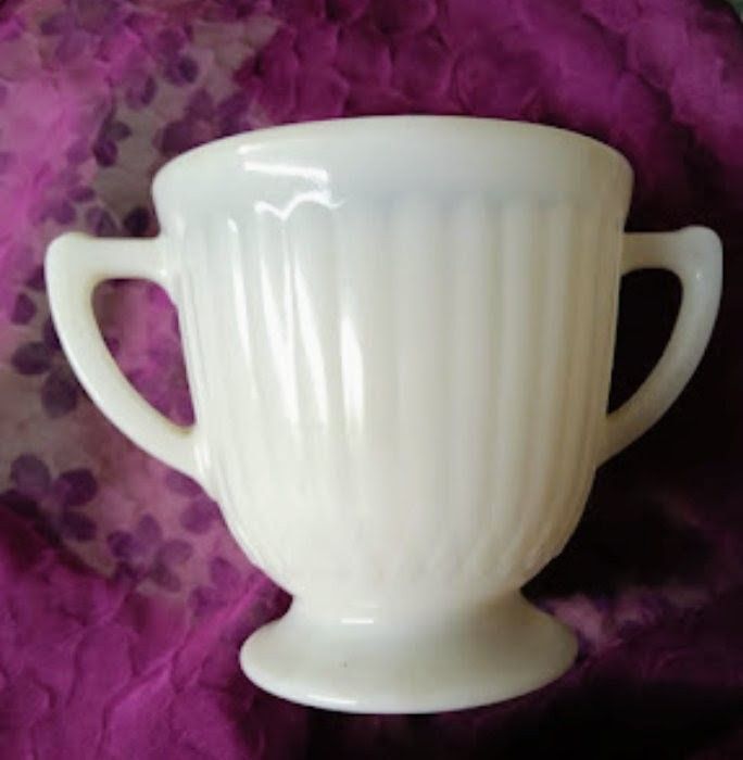 Beautiful Petalware Milk Glass Sugar Bowl