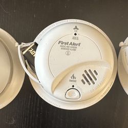 First Alert Hardware Smoke And CO2 (SC9120B)