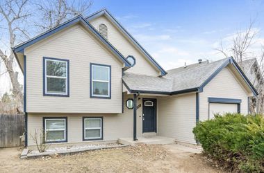 Aurora Spacious House Available For Single Family