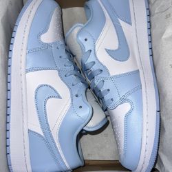 Jordan 1 Low Aluminum 