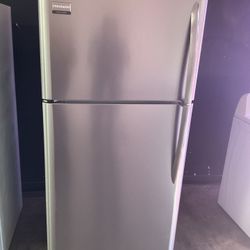 Refrigerador 30 W 69h