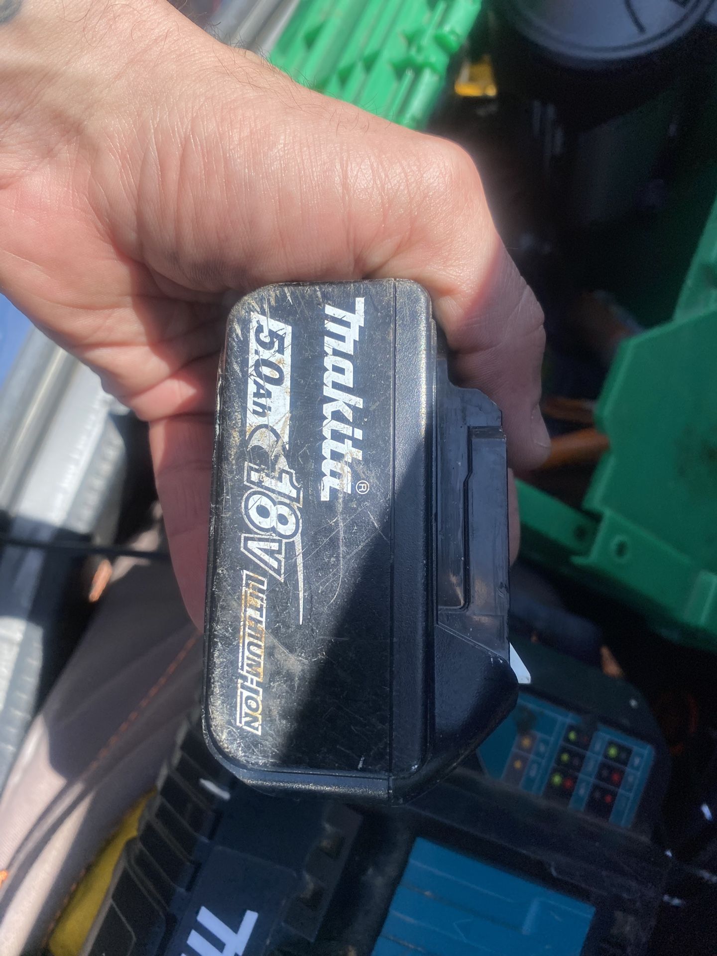 Used Makita BL1850B-2 18V LXT 5.0 Ah Lithium‑Ion Battery