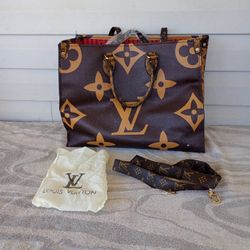 Tote Bag With Extra Strap