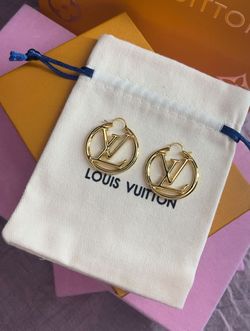 Lv Hoops :)