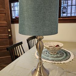Table lamp