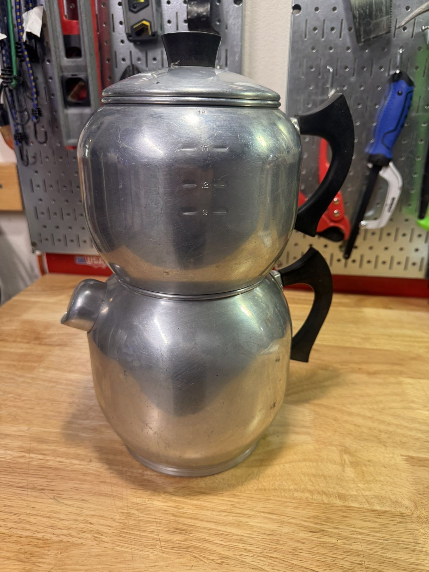 Vintage West End 18 Cup Perculator