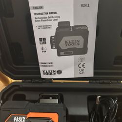 Klein Tools 93PLL Self-Leveling Laser Level, Green 3x360-Deg Planes, Rechargeable Battery, Magnetic Mount, Class II Laser (≤1mW @ 510-530nm)