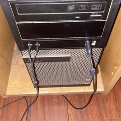 pc set up with monitor(read desc)