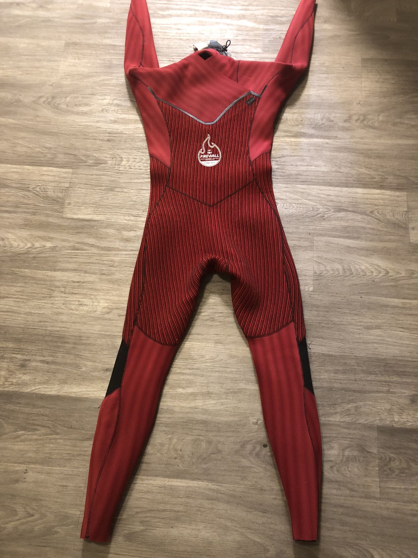 Oneil Hyperfreak 4/3 small Wetsuit for Sale in Encinitas, CA OfferUp