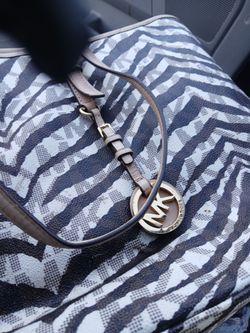 Michael Khors zebra tote