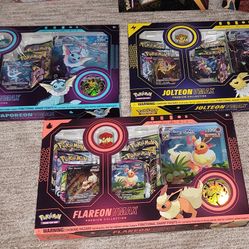 Pokemon Trading Card Game: Eevee Evolution VMAX Premium Collection