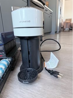 Nespresso Vertuo Breville Coffee Machine Bundle with Pods and Pod Holder
