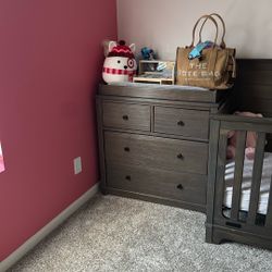 Crib Set