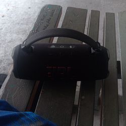 Jbl Charge 3 Brand New 