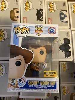 Funko POP Vinyl Movies Disney Pixar Toy Story 4 Sheriff Woody Holding Forky Hottopic Hot Topic Exclusive figure 535