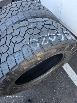 Only 2 Used Tires Lt285 60r20 Toyo AT111 Open Country LR E, 10 PLY   DOT 2025 $220.00