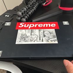 2024 Apple Macbook Air 8 GB M2