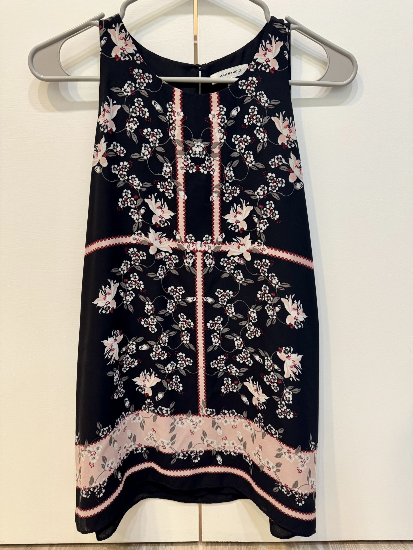 MAX STUDIO sleeveless top