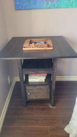 Bar / Game Table