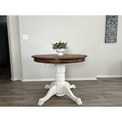 Vintage Round Pedestal Dining Table – 42” Diameter, Two-Tone Finish