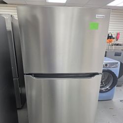 Frigidaire Refrigerator 