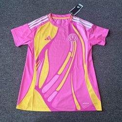 Scotland pink away jersey