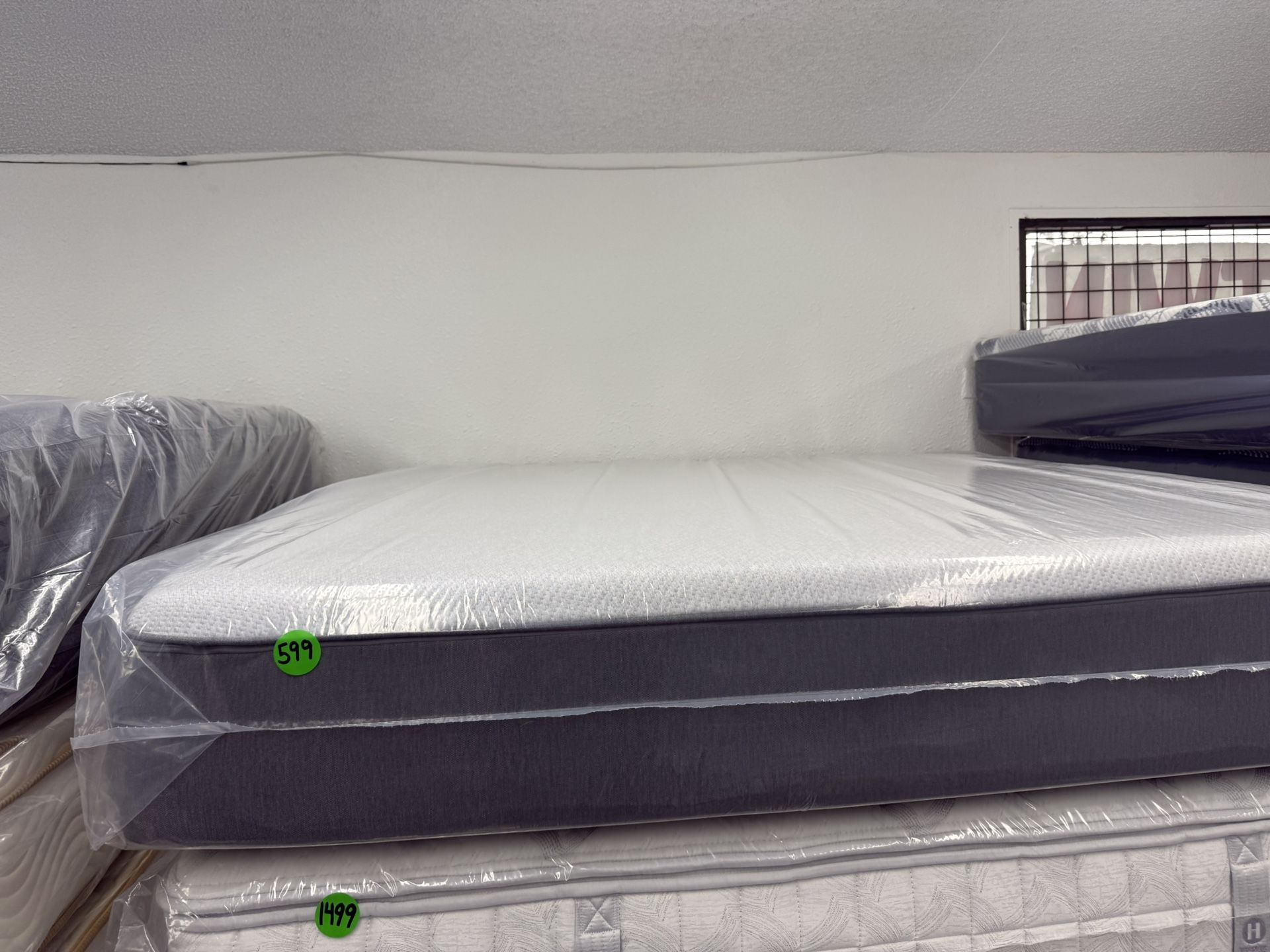 KING SIZE CASPER MATTRESS & BOX SPRINGS BED SET