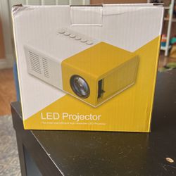 LED Mini Projector Brand new