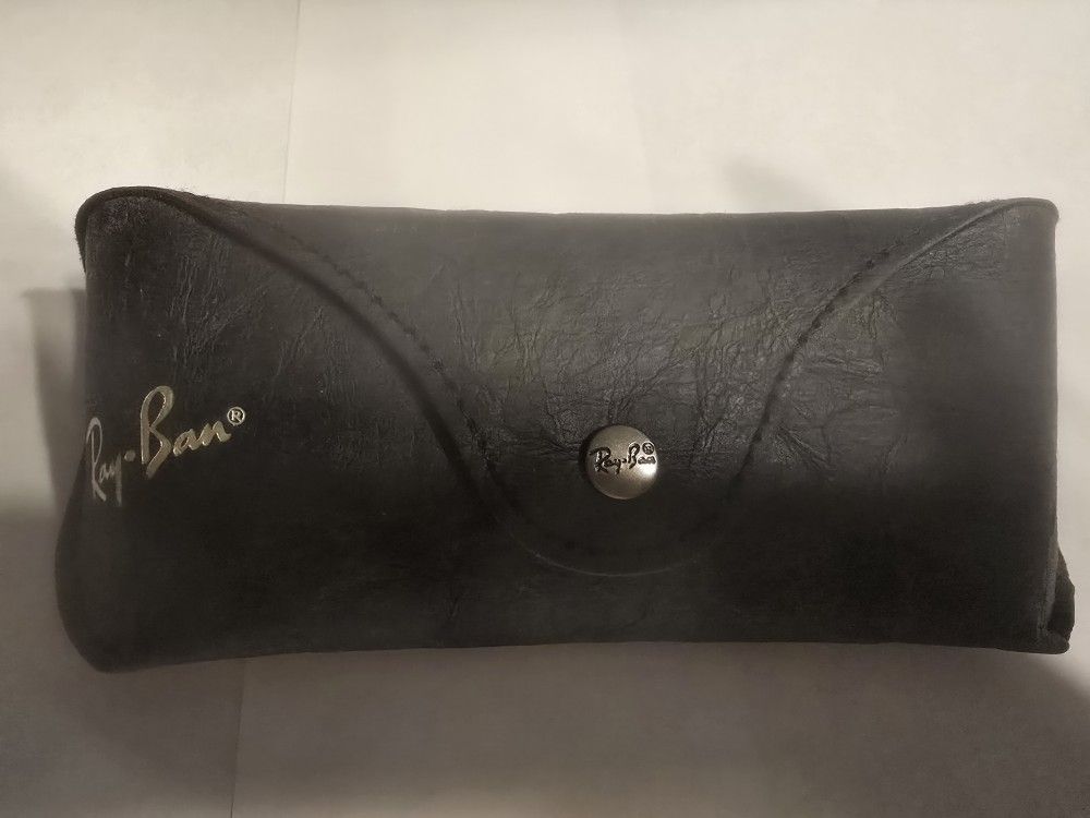 RAYBANS