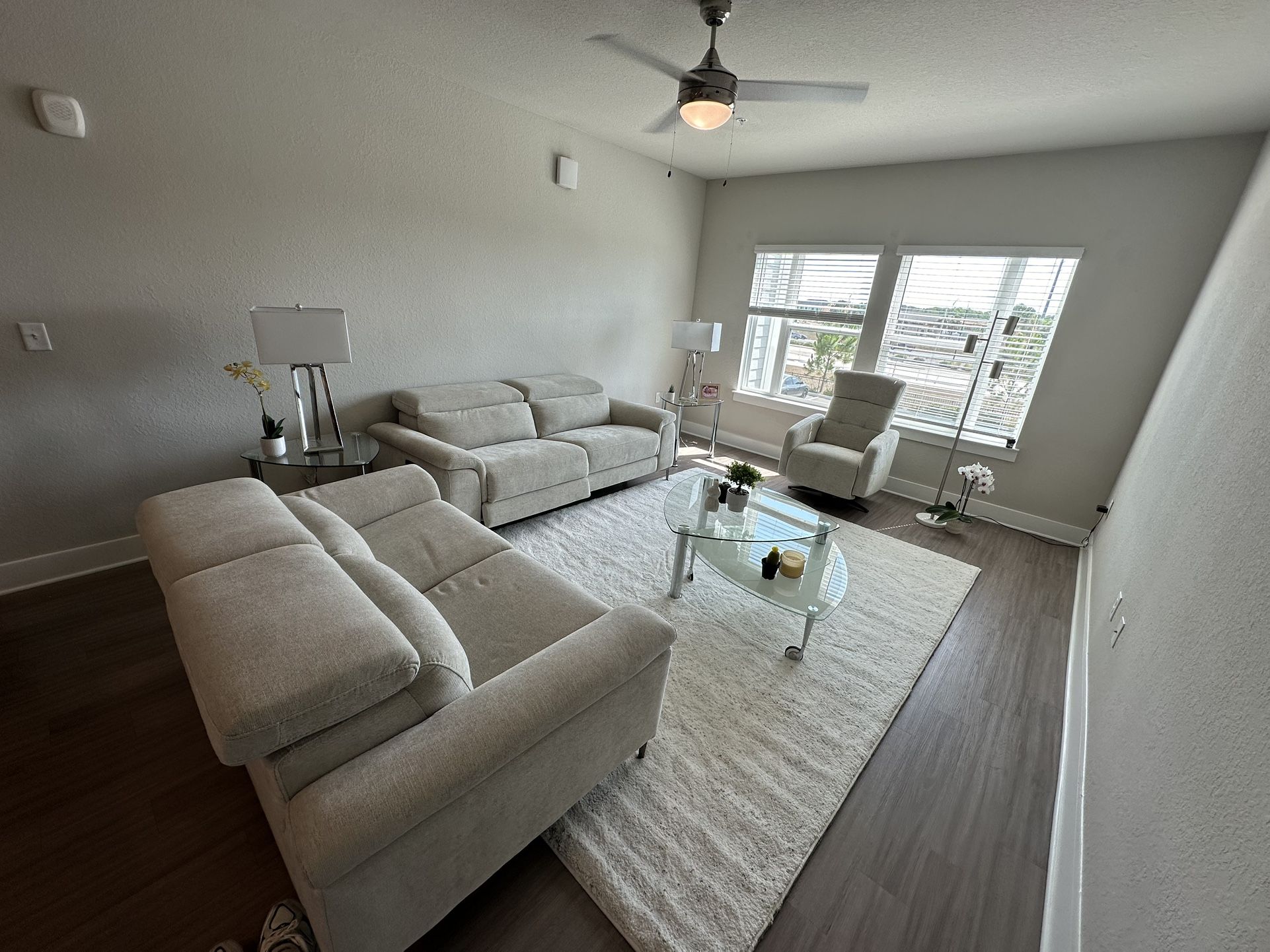 Sala Completa Usada (Living room Used As New)