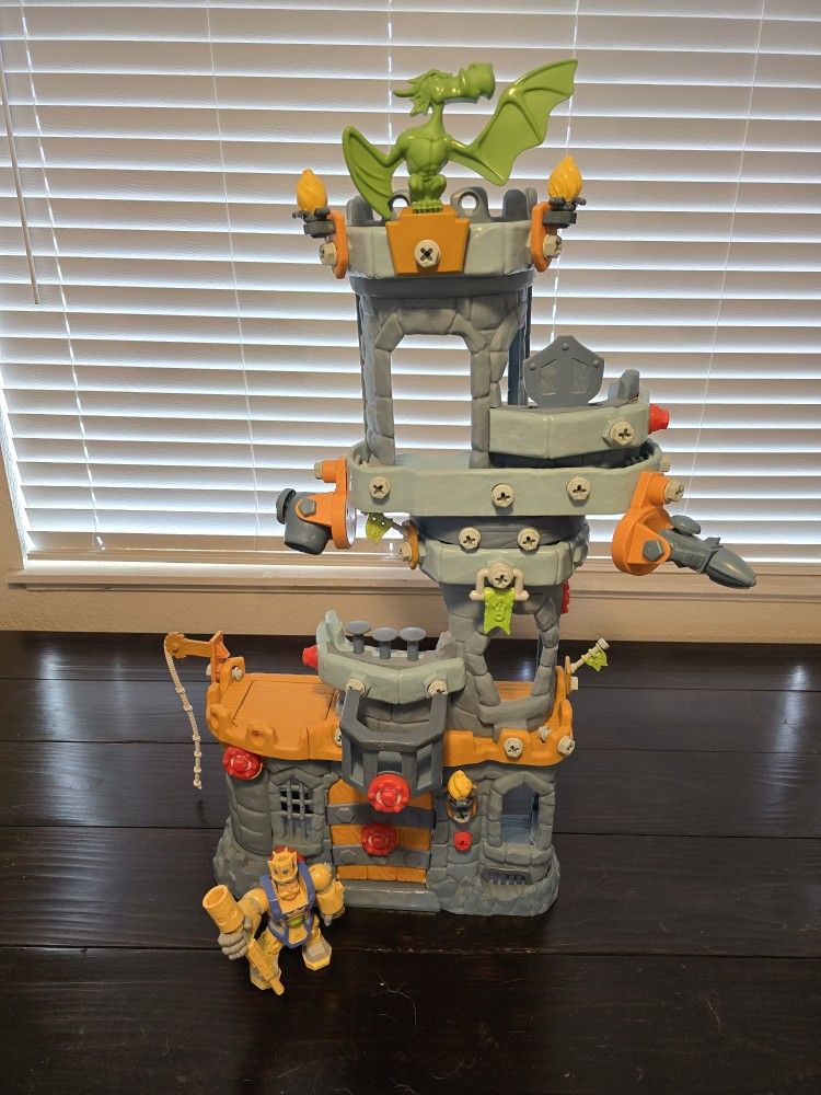 Little Tikes Kingdom Builders Hex Castle playset