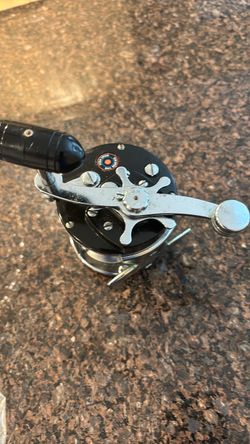 Penn 210 Conventional Fishing Reel