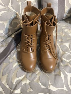 Michael Kors Boots Size 8